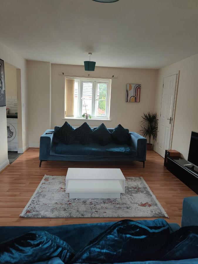 Parklife Apartment Liverpool Exterior photo